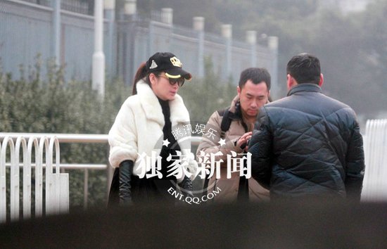 �����°볡���� ���¸ٻ�ȡ���Ա�ɽ���ڟ���